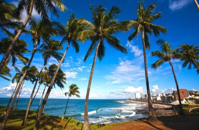 depositphotos_9709032-stock-photo-barra-beach-salvador-of-bahia